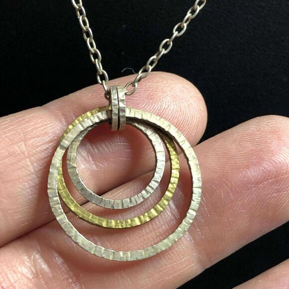 1907 Silpada Sterling Silver 925 "Inner Circles" Pendant Necklace 16" 5.2gram - Picture 1 of 4